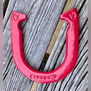 REGENT Red Diamond Pitching Horseshoe Lucky Home Decor Standard Size Heavy Game